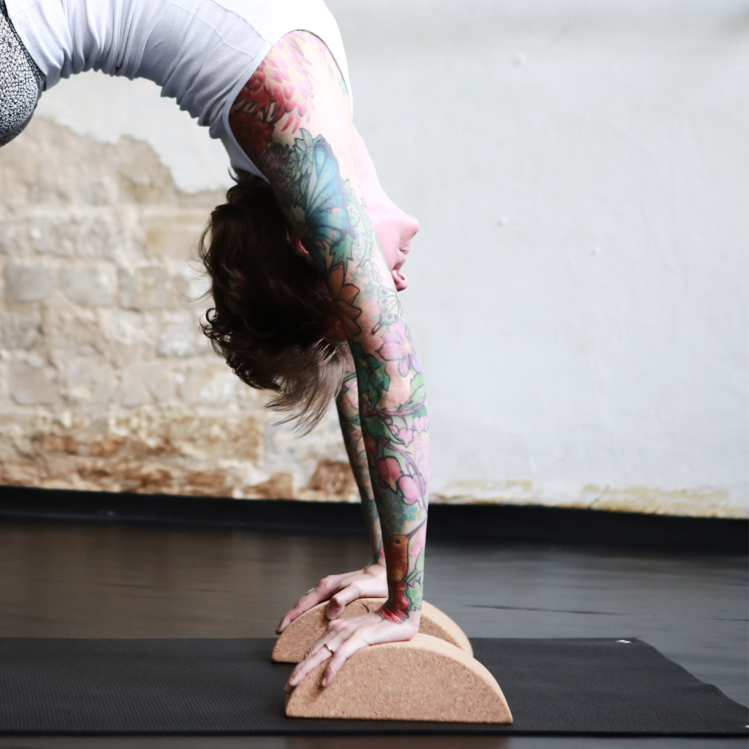 hand made cork balance blocks - mula קוביות איזון מולה יוגה - מחזק שרירי ליבה ריצפת אגן ומייצבים